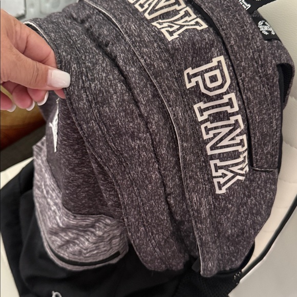 Pink VS Backpack - Picture 3 of 7